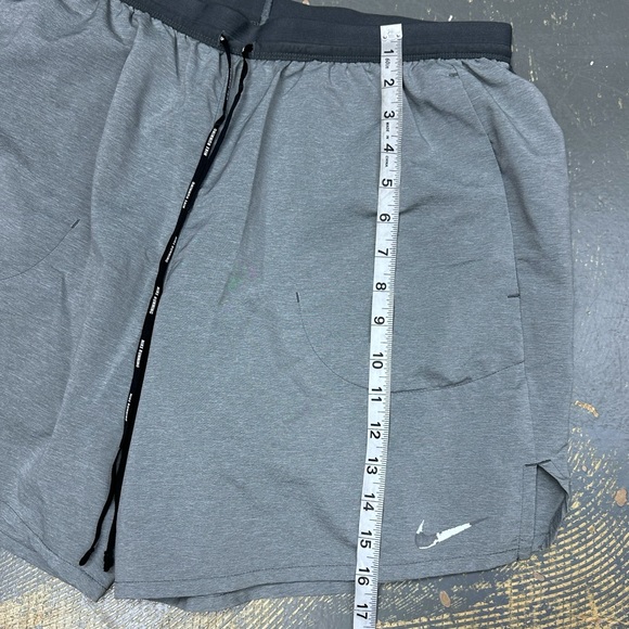 Nike Flex Stride 7” 2 N 1 Running Compression Shorts CJ5471-068 Large Grey - Picture 10 of 13